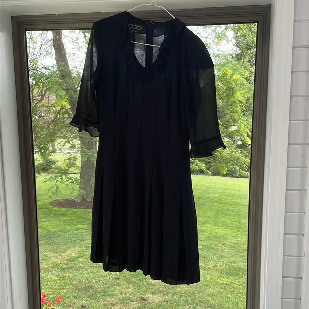 Elegant Black A-Line Dress with V-Neck and Bishop Sleeves